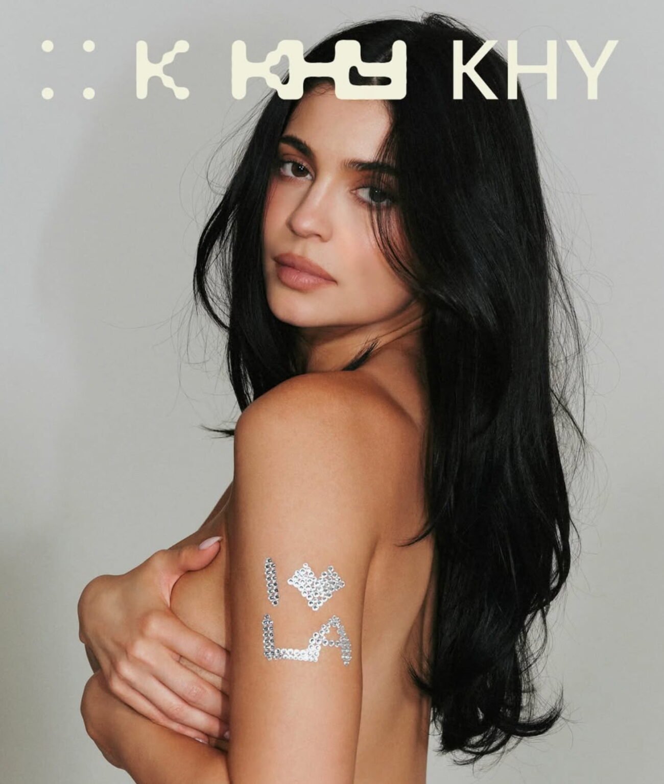 Khy reinvents itself as an essential wardrobe